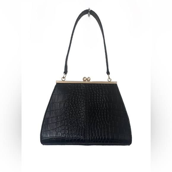 Liz Claiborne Handbags - Vintage Liz Claiborne Croc Embossed Mini Black Purse